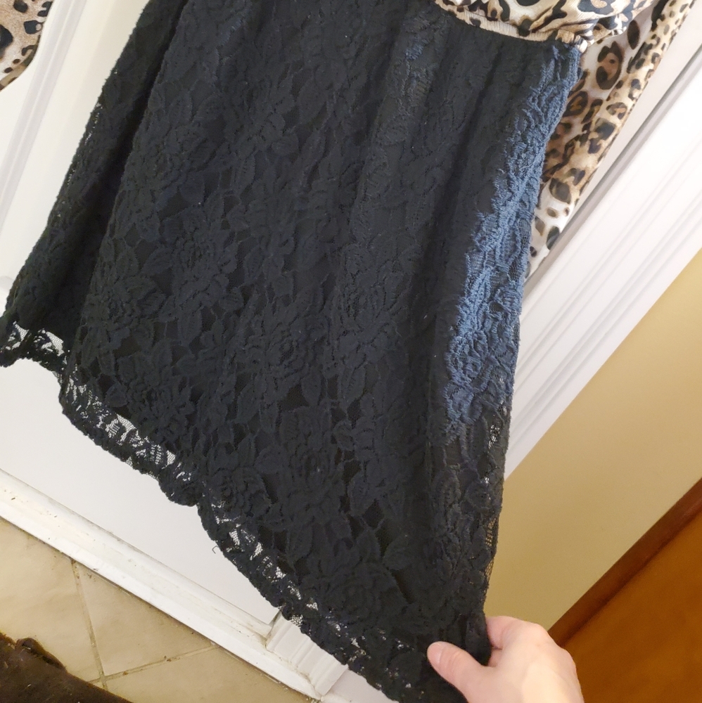 Dress - Picture 4 of 4